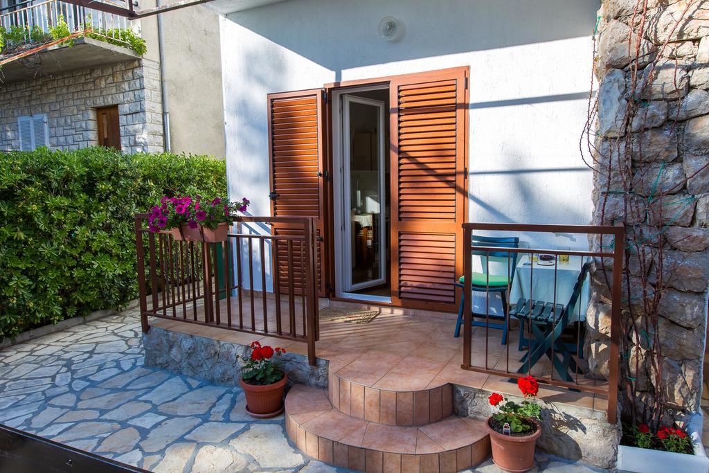 Villa Veca Starigrad Paklenica Exterior foto